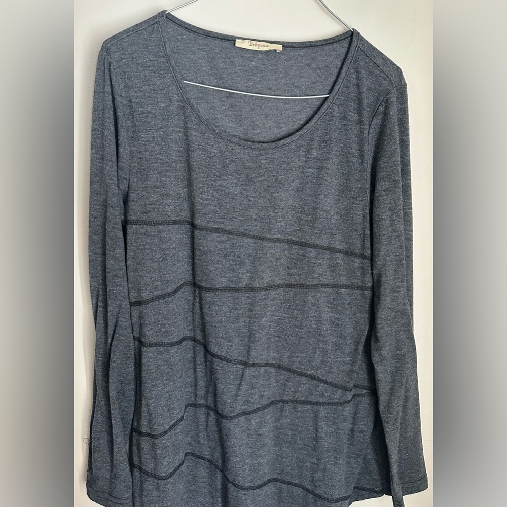 Bebonnie Long Sleeve Blouse- size Small- zips up in the back